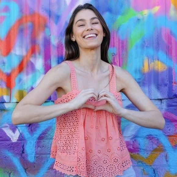 Coco + Jaimeson Eyelet Lace Trim Tank Top - Picture 4 of 13